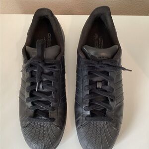 Adidas Men's Classic Black Sneakers